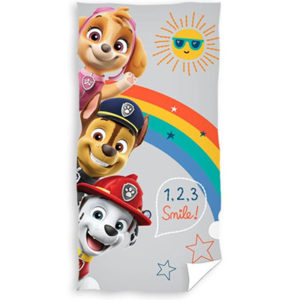 Serviette de bain ou de plage pat patrouille personnalisable, vendu par rêves de fil.