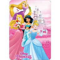 Plaid, couverture Princesse personnalisable vendu par rêves de fil.