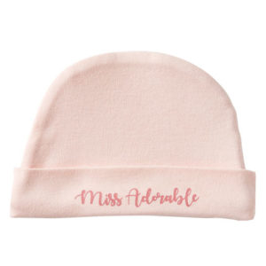 Bonnet naissance pur coton "Miss Adorable" couleur blush, vendu par Rêves de fil.