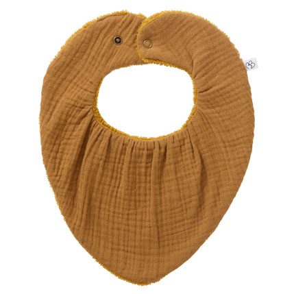 Un joli bandana absorbant en gaze de coton et éponge bambou à personnaliser, couleur havane ocre. Vendu par Rêves de fil.