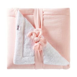 Couverture peluche double gaze et microfibre, collection Mix & Match, couleur rose blush. Vendu par Rêves de Fil.