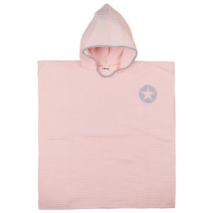 Poncho de bain à capuche en nid d'abeille, couleur rose blush. Dimensions 60x65 cm environ. Vendu par Rêves de Fil.