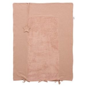 Housse de matelas à langer, dimension 60x80cm, couleur Mocha. Vendu par Rêves de Fil.