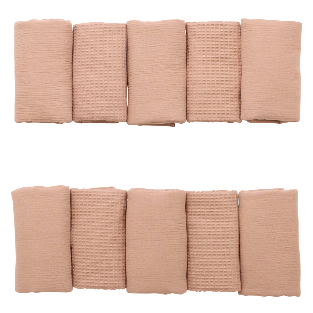 Tour de lit modulable et respirant avec 10 éléments. Collection Mix & Match, couleur mocha. Vendu par Rêves de Fil.