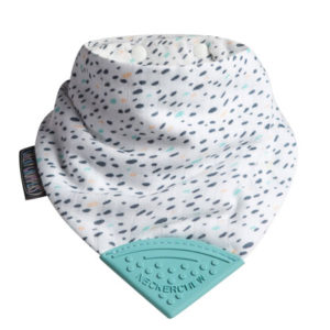 Bavoir-bandana avec embout de dentition couleur pluie multicolore. Vendu par Rêves de Fil.