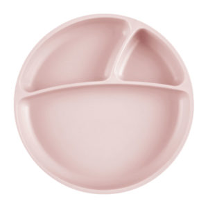 Assiette antidérapante multi-compartiments en silicone, couleur rose poudré. Vendu par Rêves de Fil.
