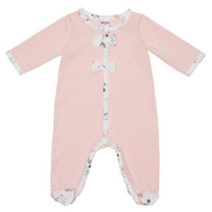 Un adorable dors-bien en coton pour de douces nuits ! Nœuds décoratifs cousus et biais en popeline imprimée. Ouverture intégrale par boutons pression devant de BB&Co vendu par rêves de fil