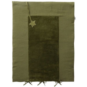 Housse de matelas à langer, dimension 60x80cm, couleur vert fougère. Vendu par Rêves de Fil.